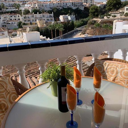 Casa Kaluel Adosado Blanco Villa Нерха Екстериор снимка