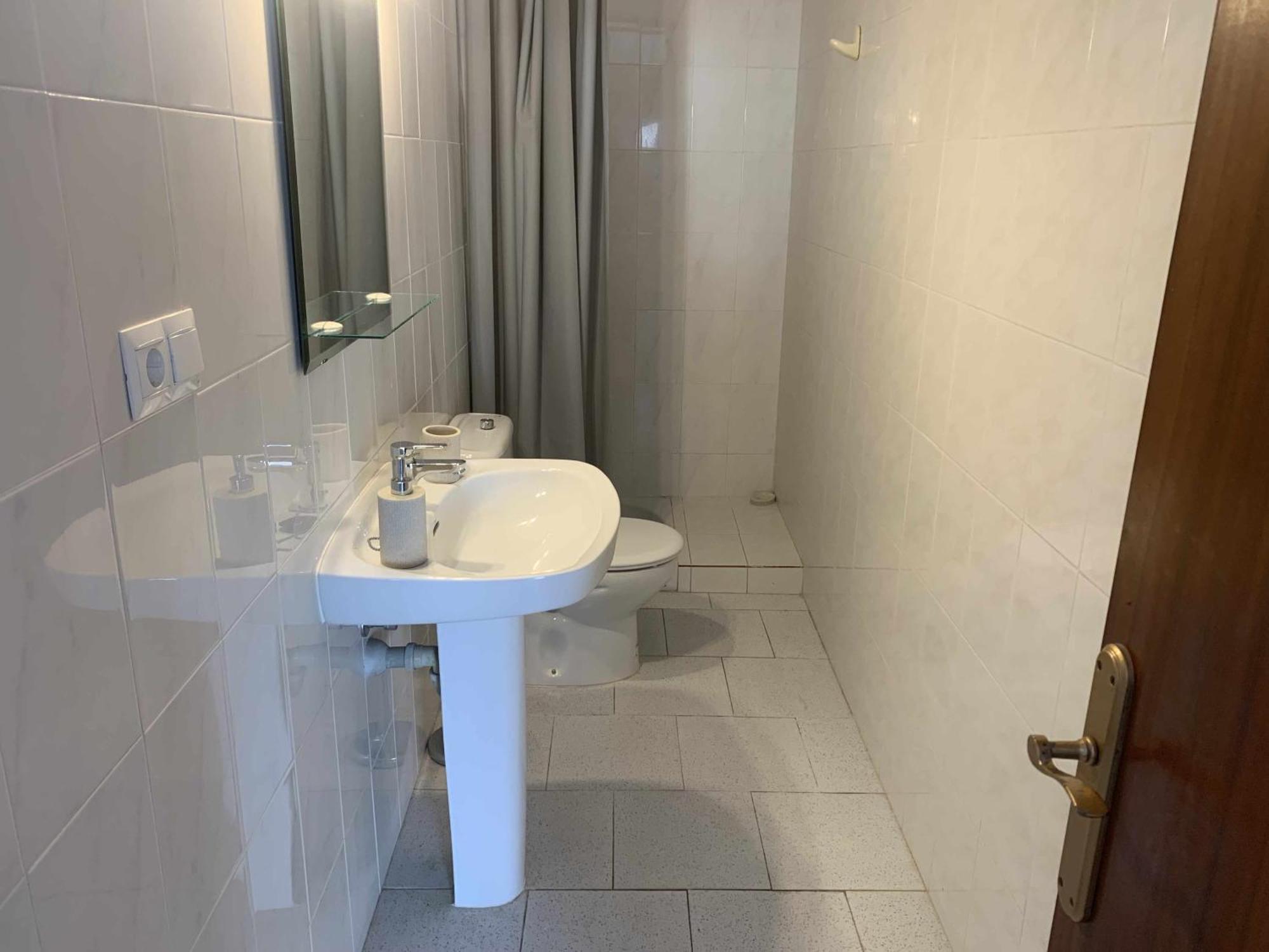 Casa Kaluel Adosado Blanco Villa Нерха Екстериор снимка